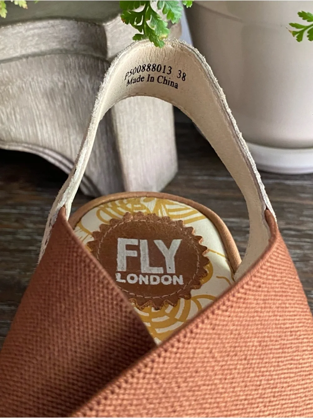 Fly London Yaji Leather Wedge Heeled Platform Sandals Womens 38 7.5-8 Tan Snake